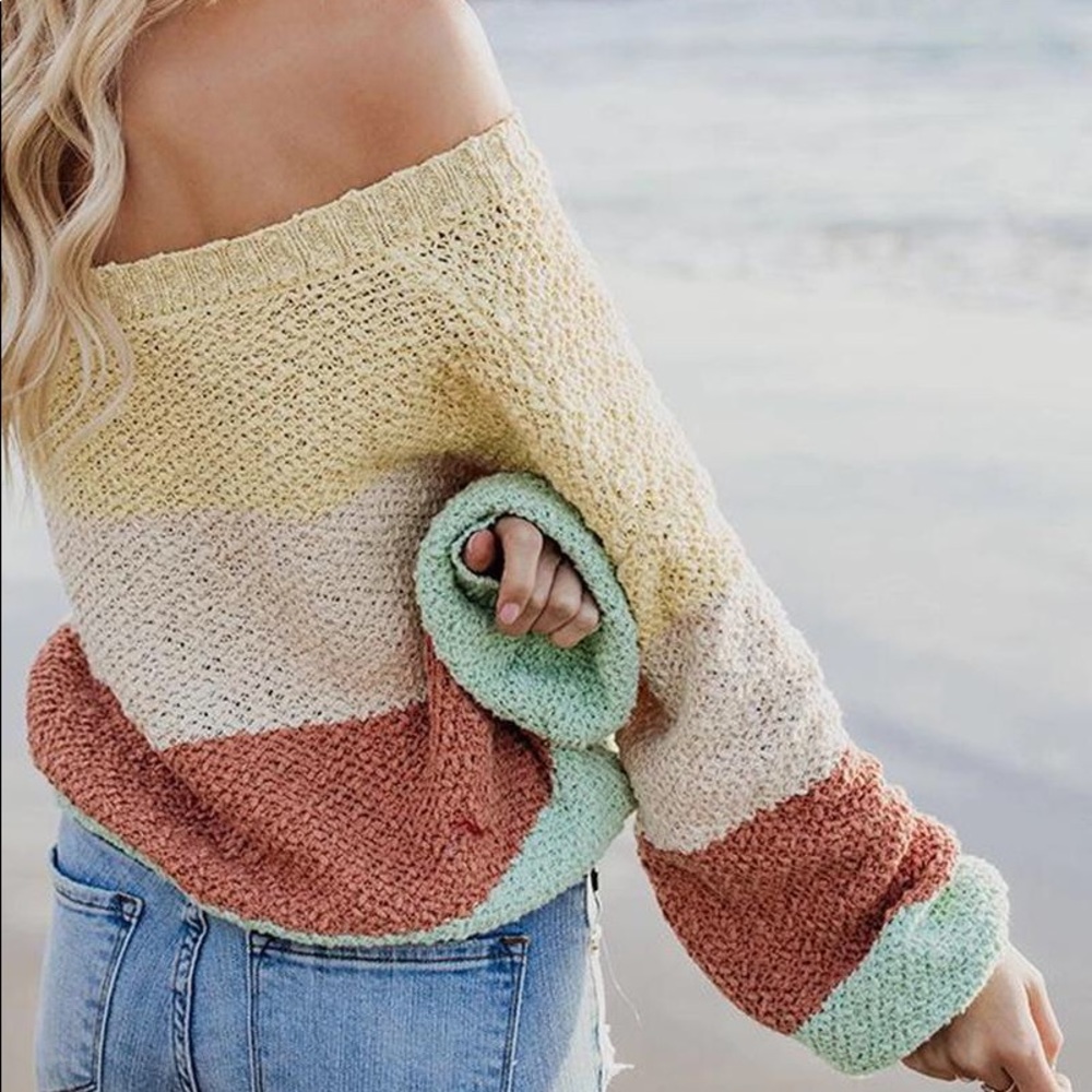 Color Block Sweater - Picture 2 of 4